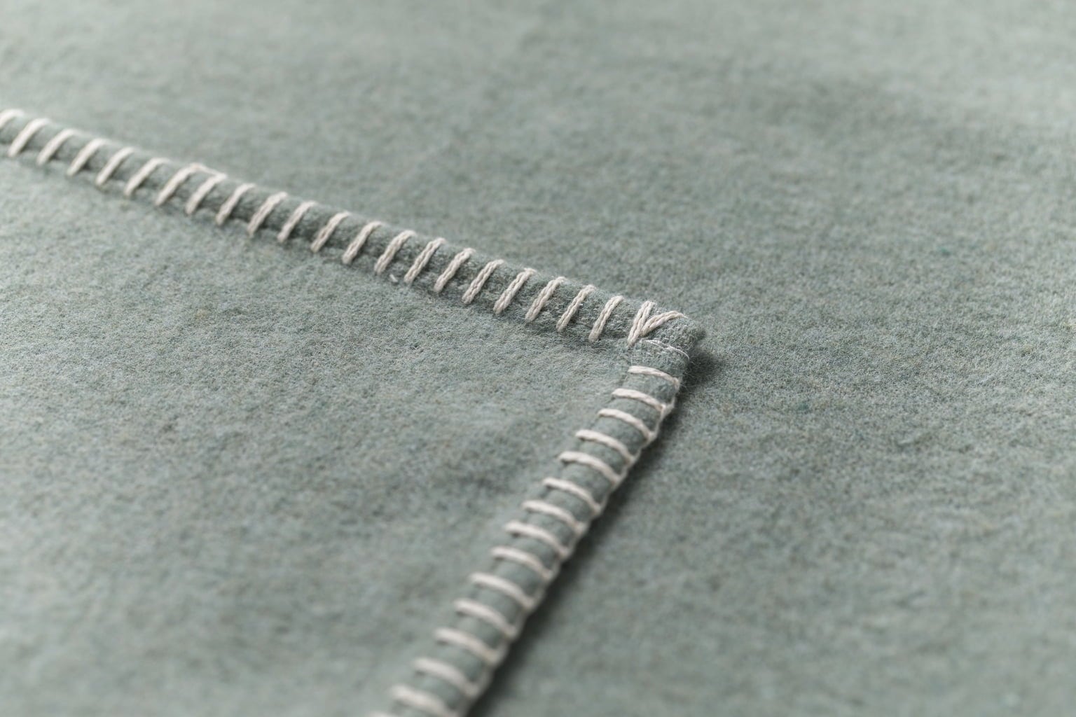 David Fussenegger SYLT Cotton Throw Uni - Ivy