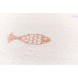 David Fussenegger MILA - Babydekentje Vis - Ongebleekt wit