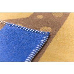 David Fussenegger LILI - Copertina con Cuciture 