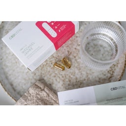 CBD plus Menopauze - 60 Capsules