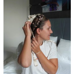 lotta curls Silk Bonnet - Champagne