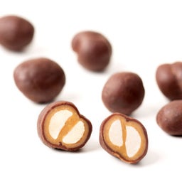 Zotter Schokoladen Bio Balleros Erdnüsse + Salz - 100 g