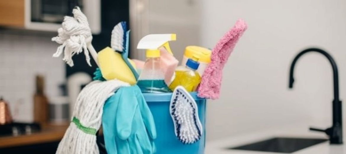 Reach for eco-friendly cleaning products!